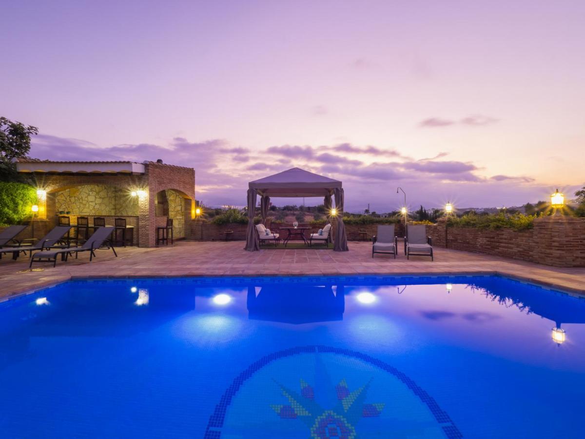 Cubo'S Finca Mis Seis Soles Coín エクステリア 写真